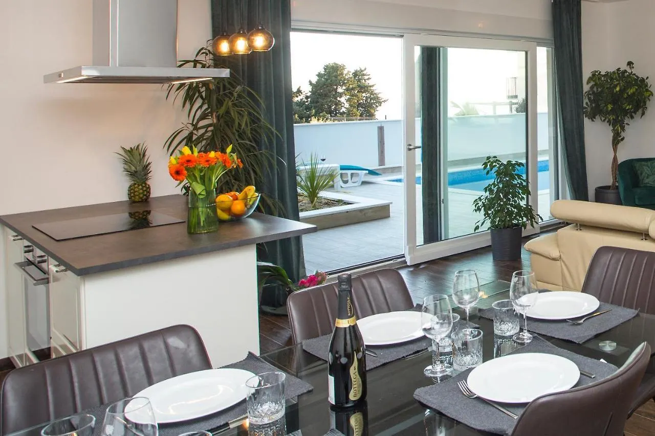 Apartment Your Own Resort Split